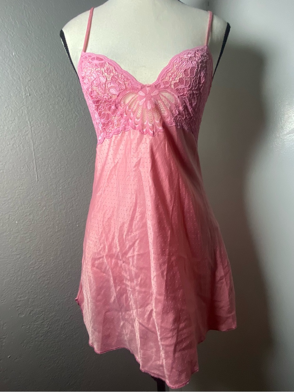 Fernando Sanchez Pink Lace & Satin Chemise Size Small